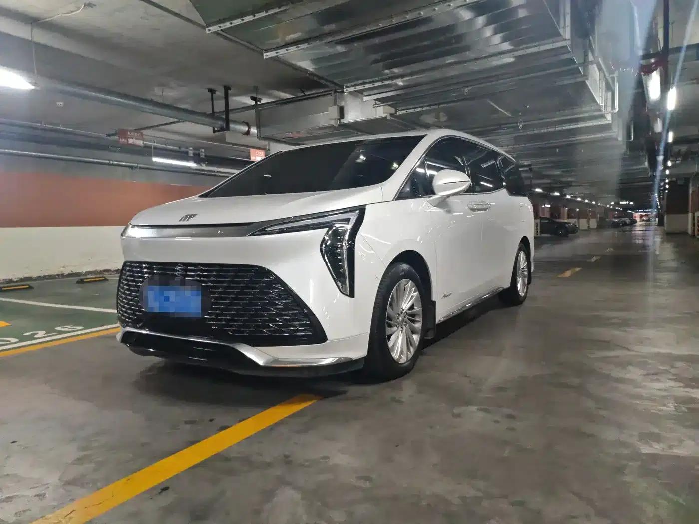 Century 2023 2.0T 7-Seat Luxury Edition — миниатюра 1