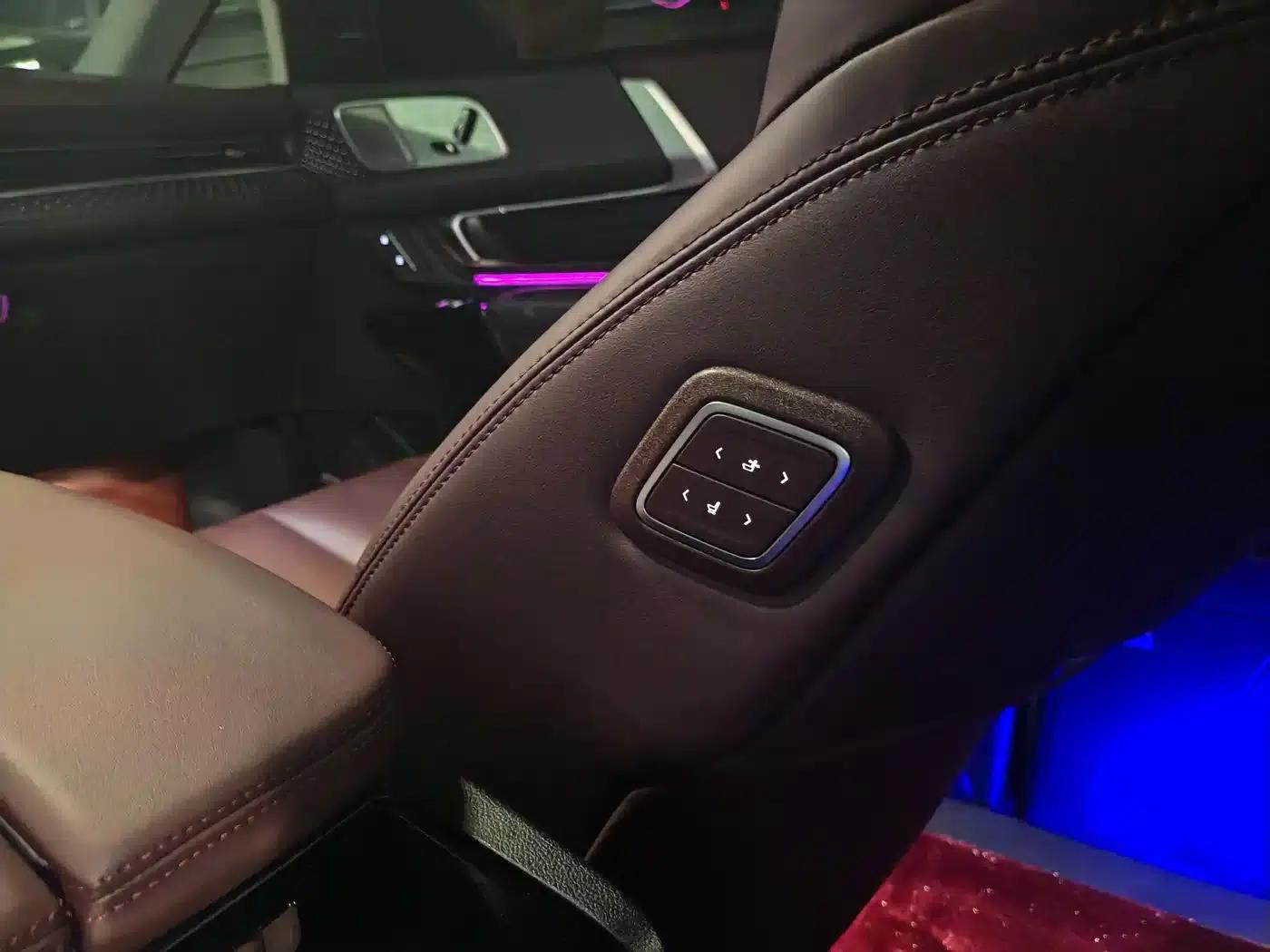 Century 2023 2.0T 7-Seat Luxury Edition — миниатюра 20