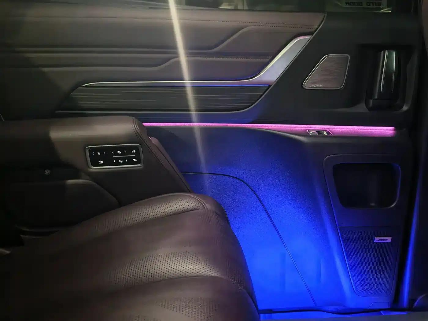 Century 2023 2.0T 7-Seat Luxury Edition — миниатюра 25