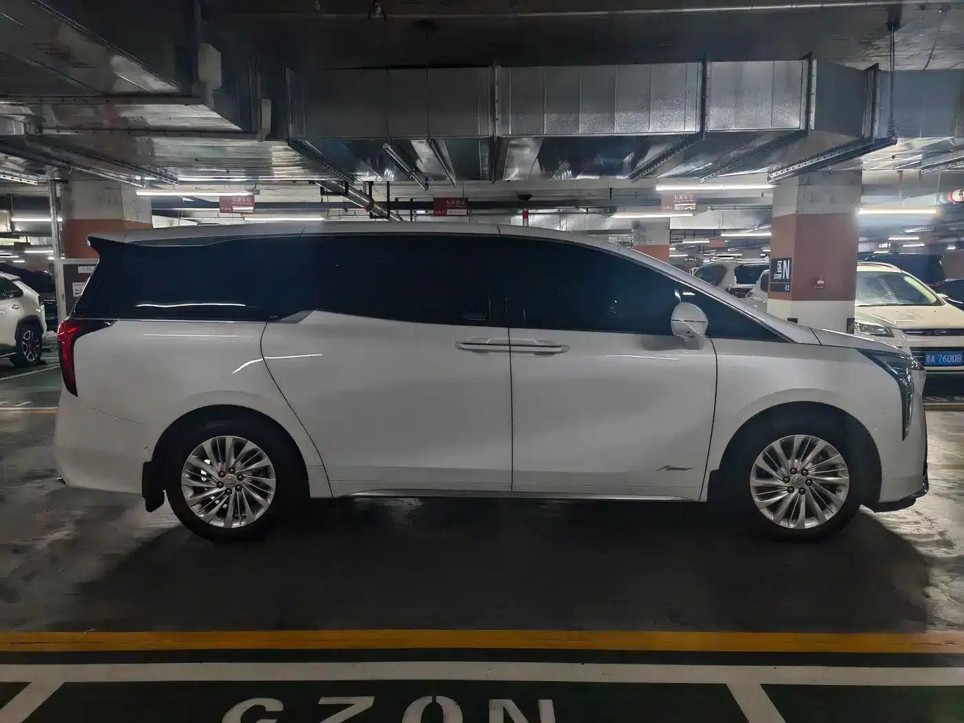 Century 2023 2.0T 7-Seat Luxury Edition — миниатюра 7