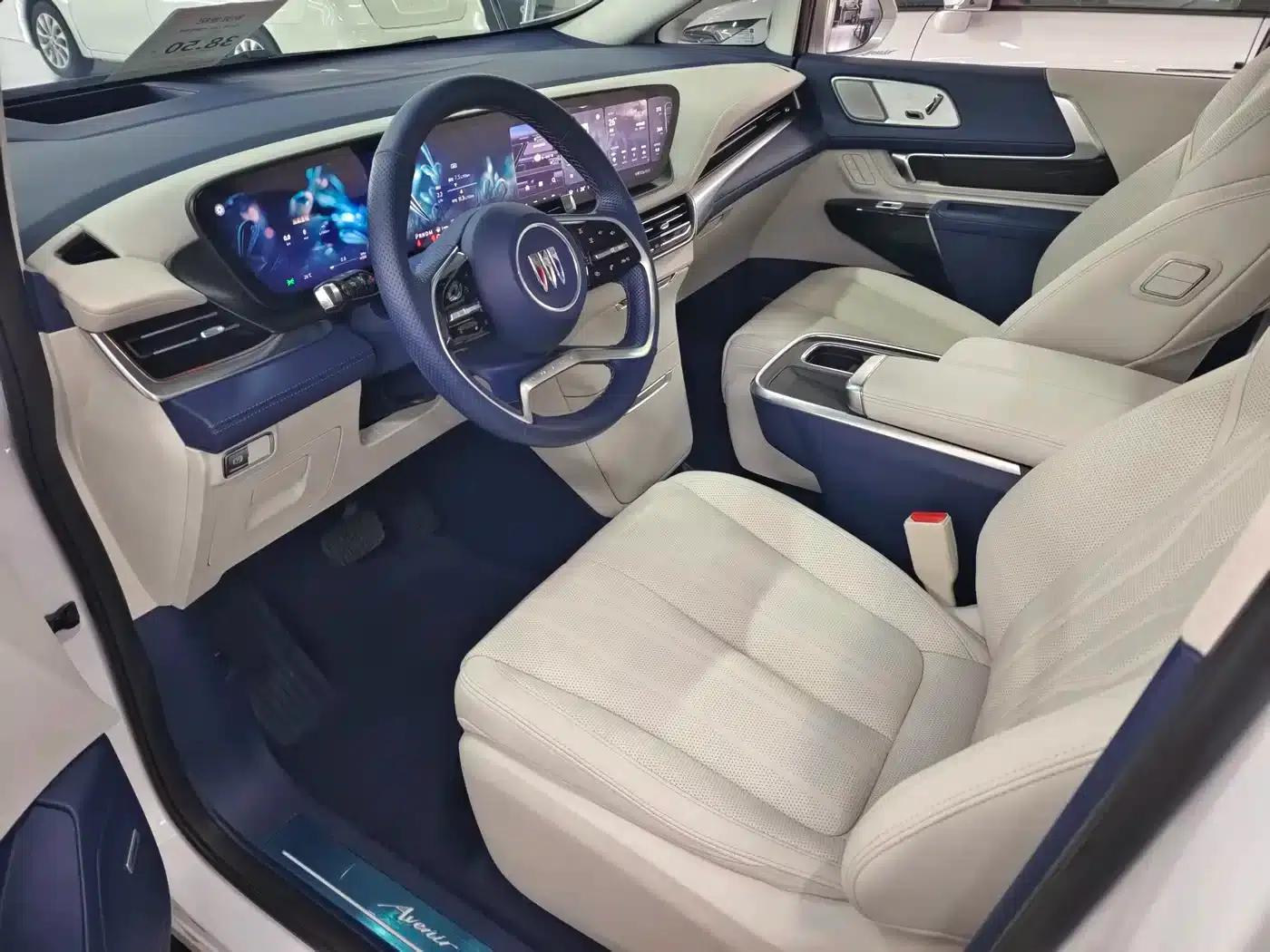 Century 2023 2.0T 7-Seat Luxury Edition — миниатюра 10