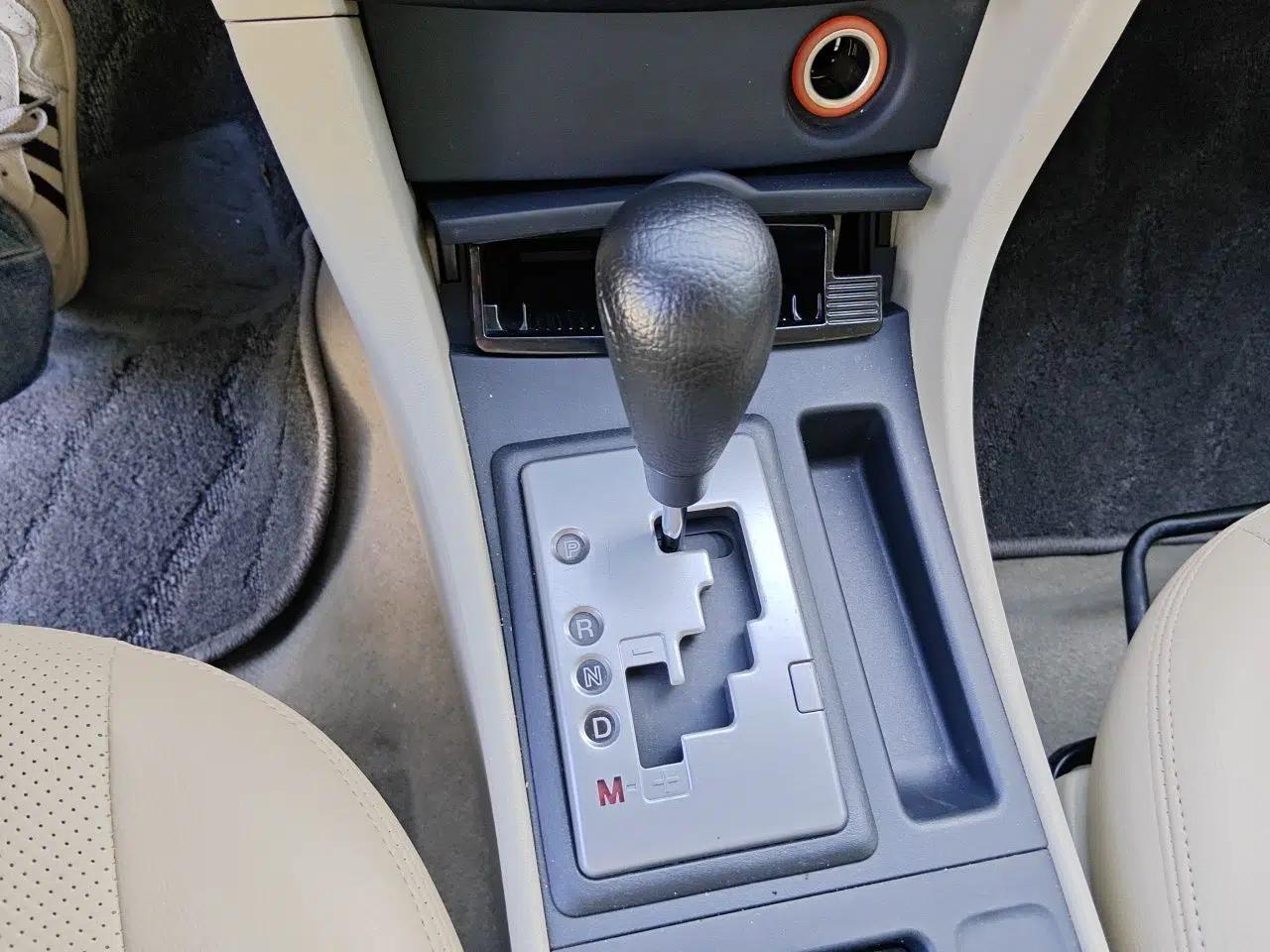 Mazda 3 2010 1.6L Automatic Classic Stylish Version — миниатюра 14
