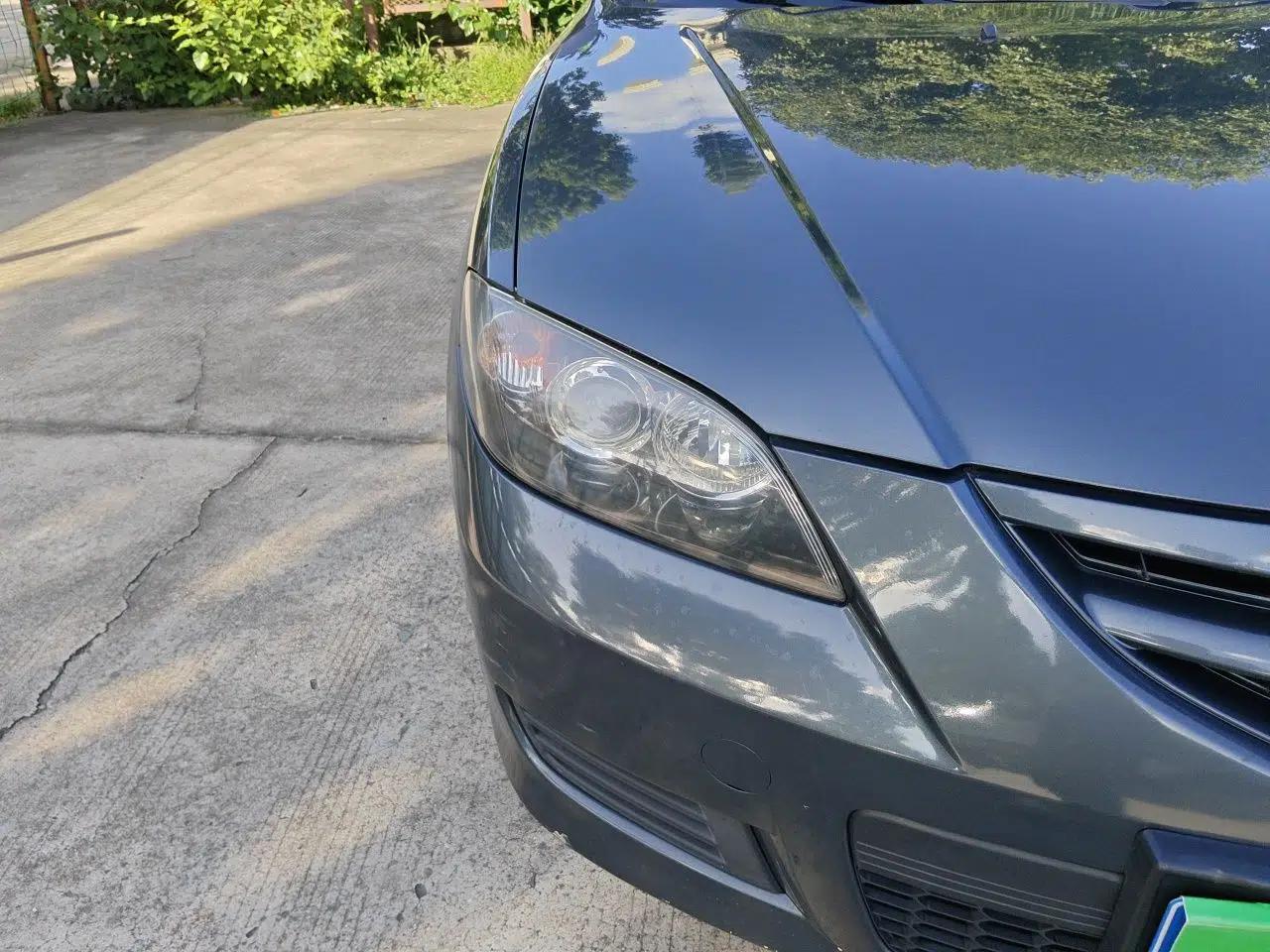 Mazda 3 2010 1.6L Automatic Classic Stylish Version — миниатюра 7