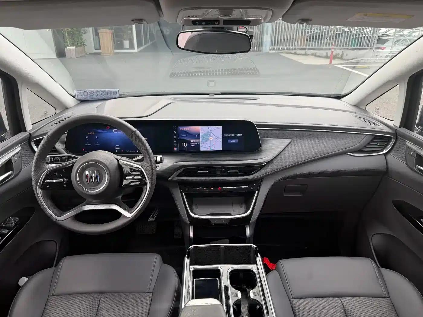 Buick GL8 PHEV 2025 Land Cruiser Premium Edition — миниатюра 14