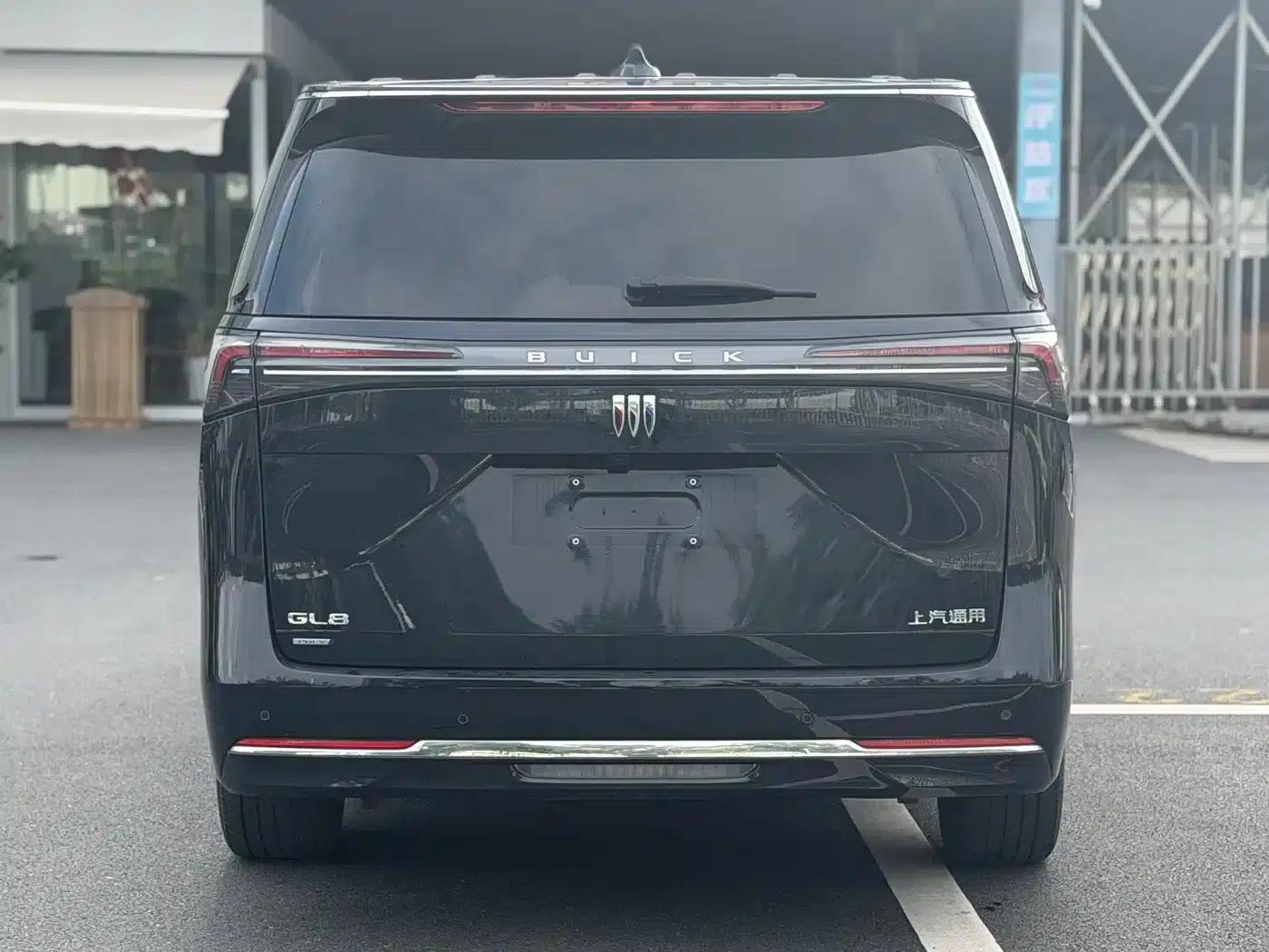 Buick GL8 PHEV 2025 Land Cruiser Premium Edition — миниатюра 5