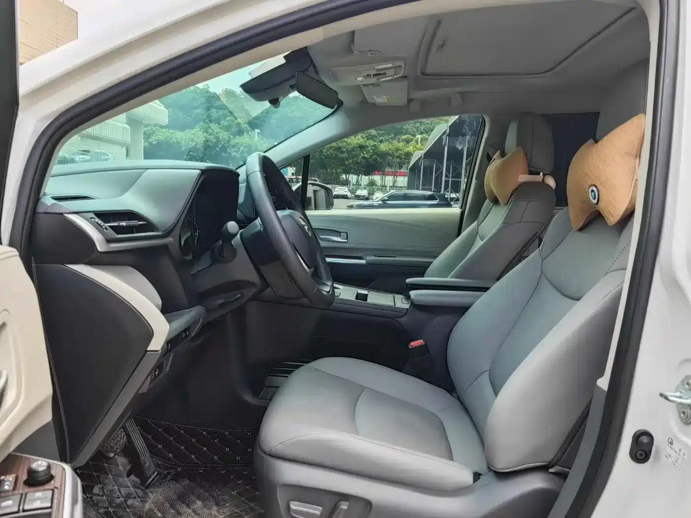 Buick GL8 PHEV 2025 Land Cruiser Premium Edition — миниатюра 8
