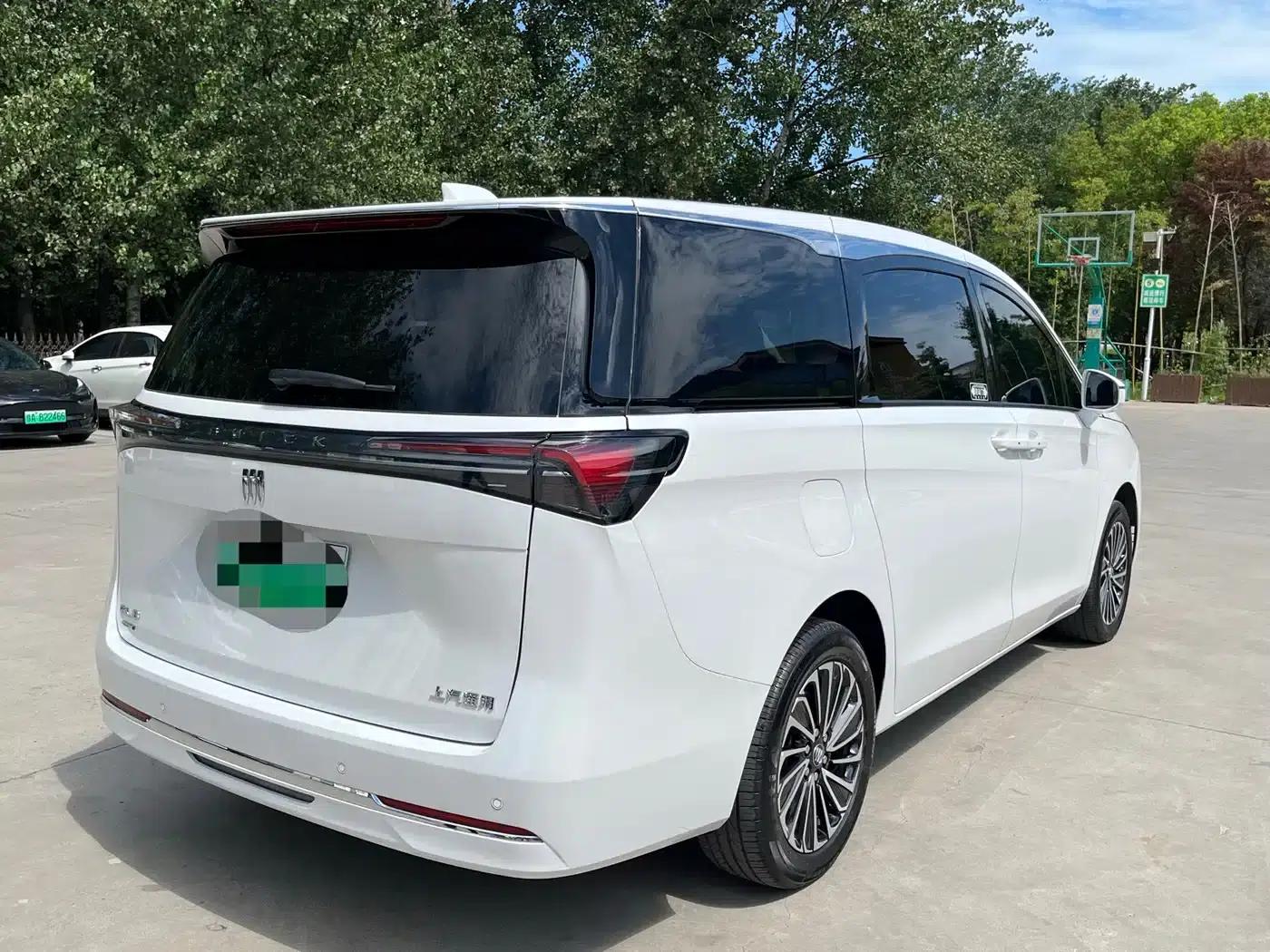 Buick GL8 PHEV 2025 Land Cruiser Smart Edition — миниатюра 6