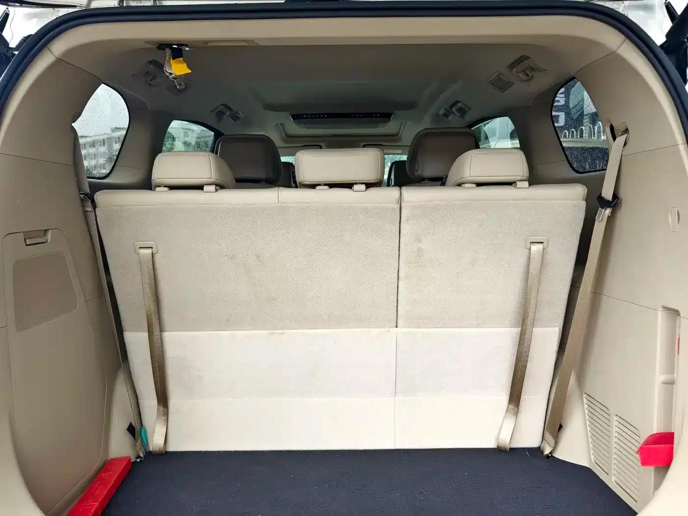 Buick GL8 PHEV 2025 Land Cruiser Premium Edition — миниатюра 24