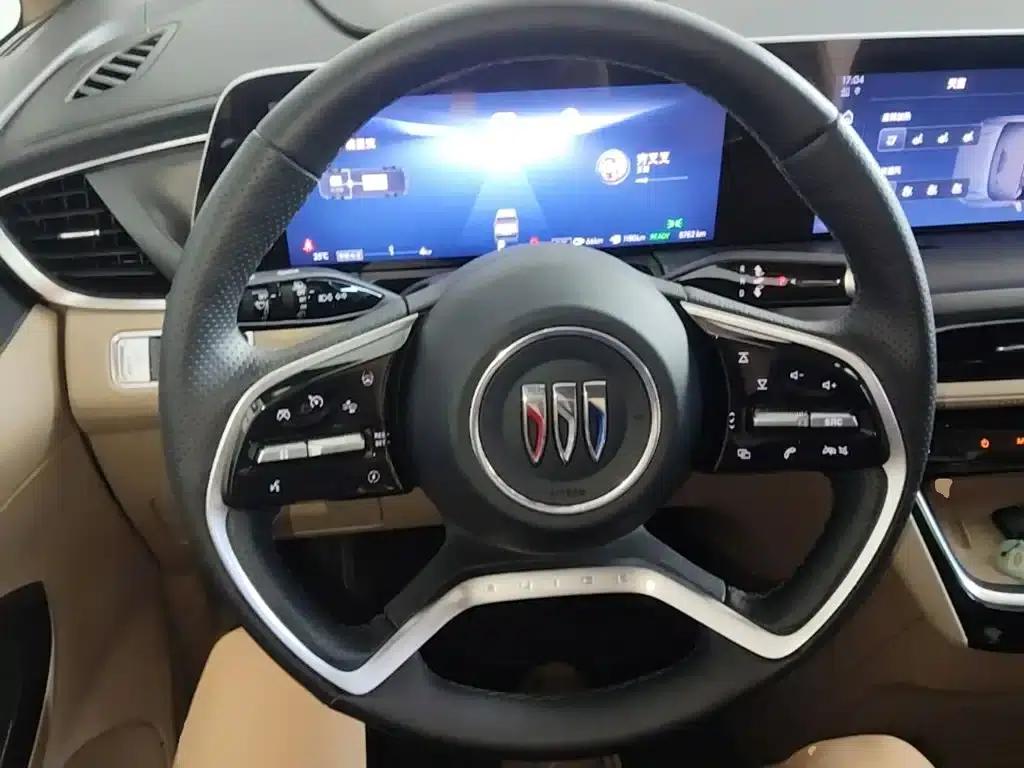 Buick GL8 PHEV 2025 Land Cruiser Premium Edition — миниатюра 11