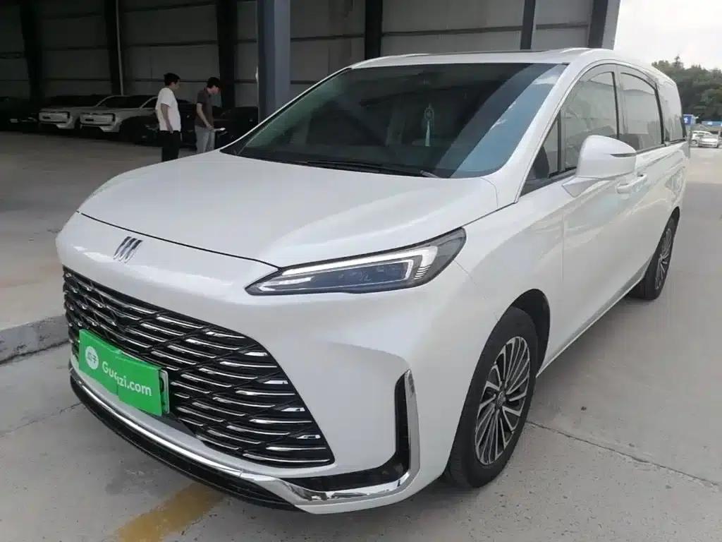 Buick GL8 PHEV 2025 Land Cruiser Smart Edition — миниатюра 2