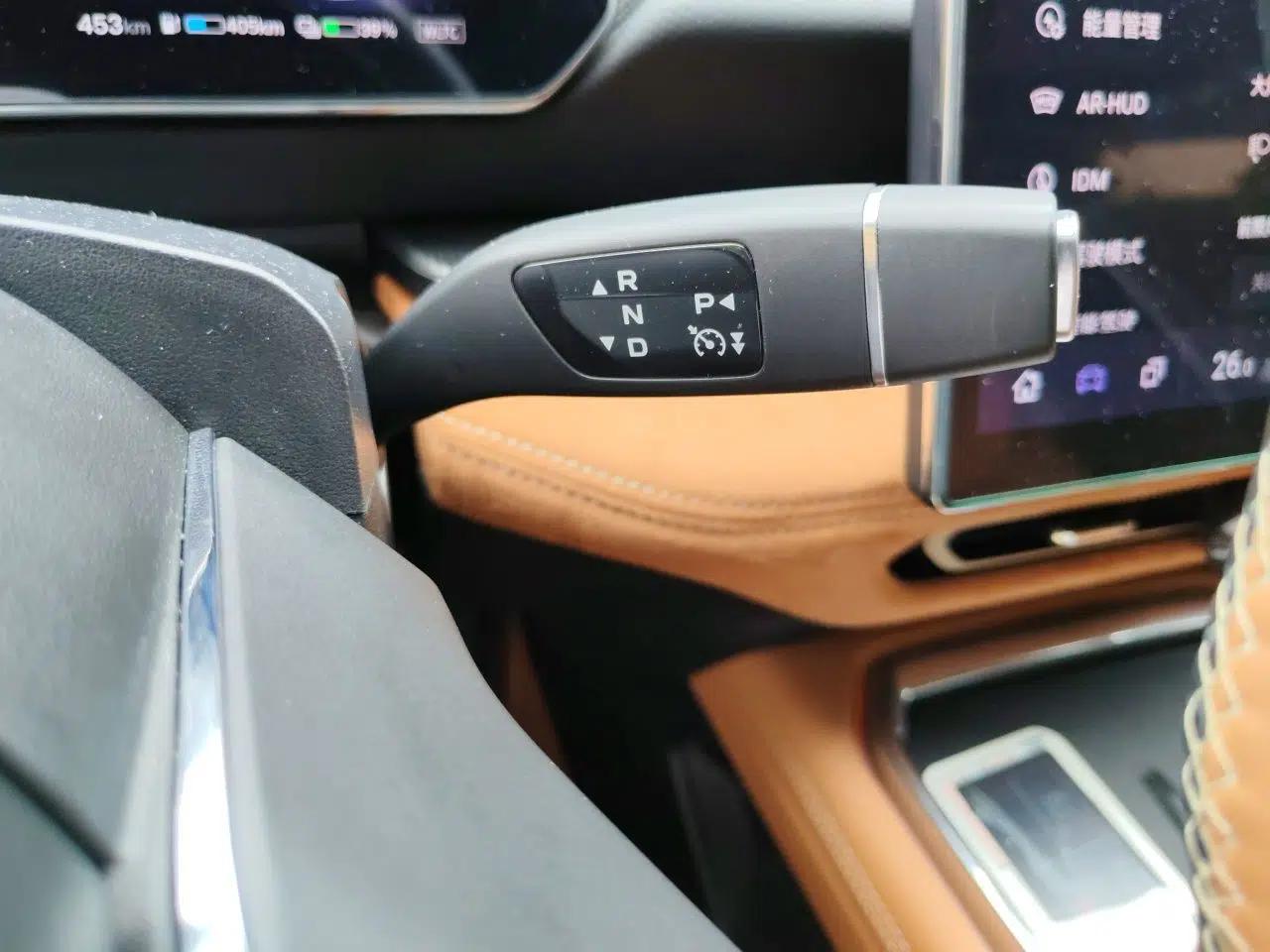 Mazda EZ-6 2024 Range-Extended 200 Luxury Edition — миниатюра 19