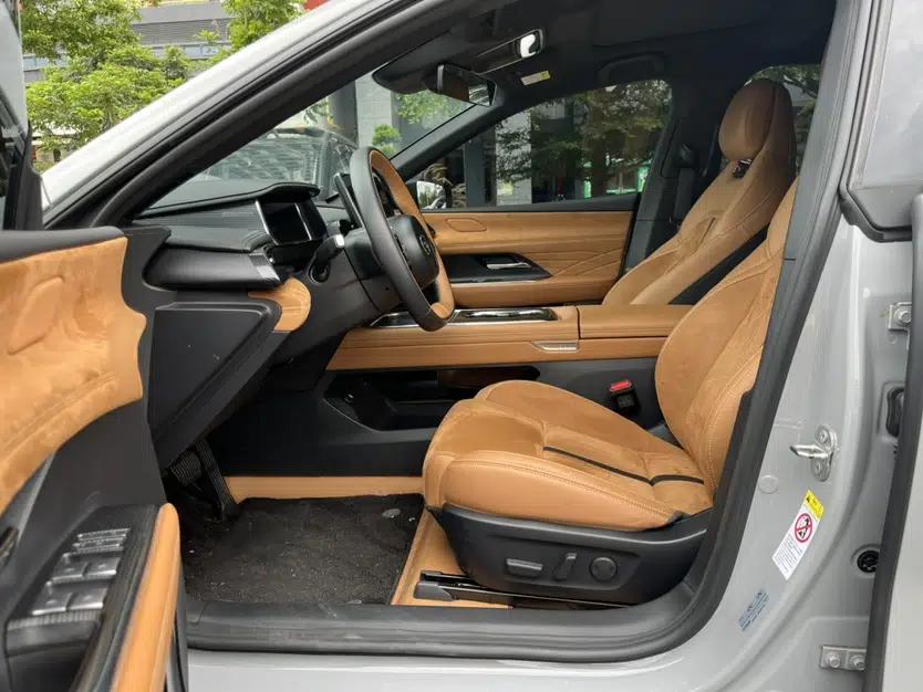 Mazda EZ-6 2024 Range-Extended 200 Luxury Edition — миниатюра 20