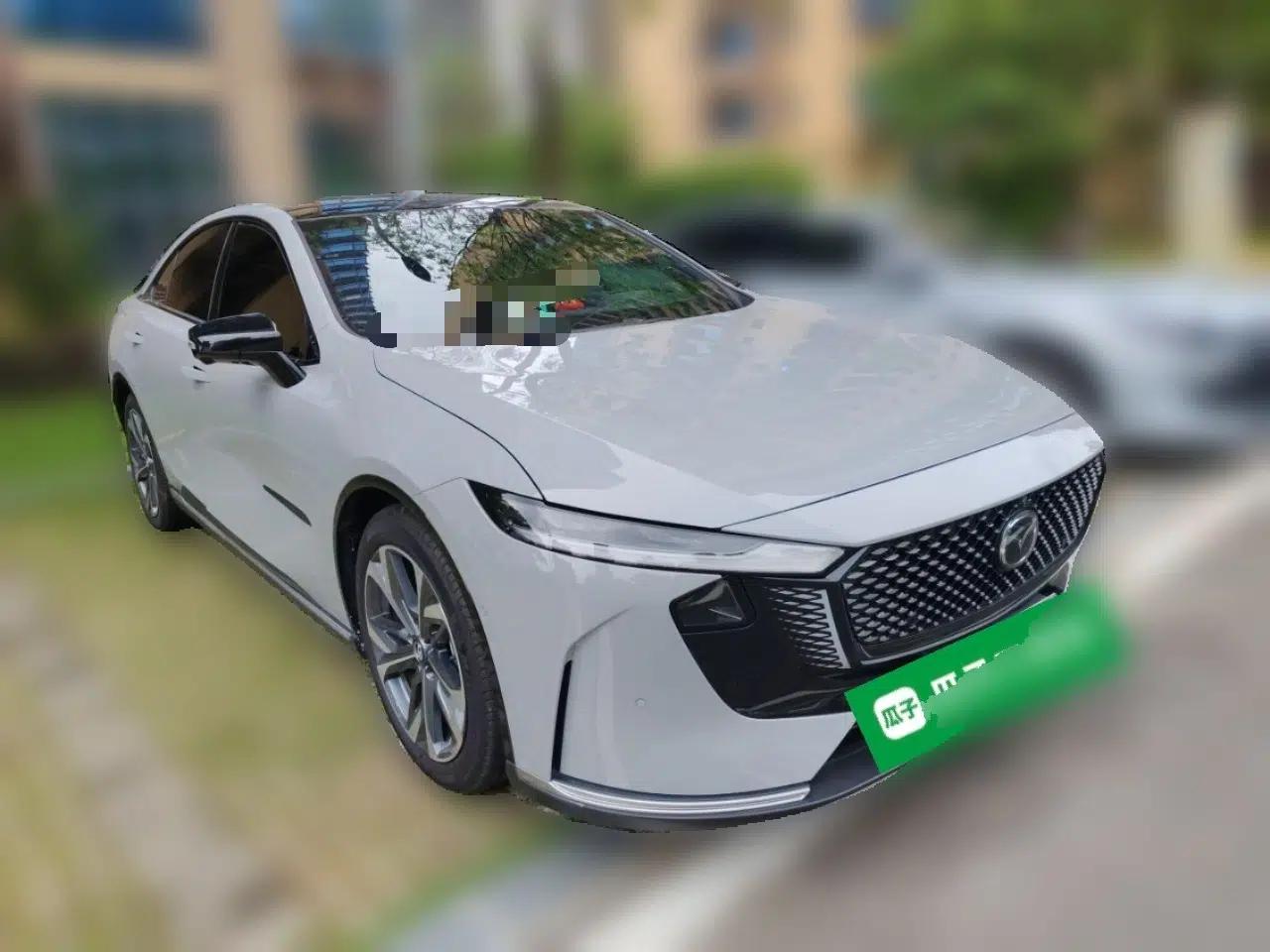 Mazda EZ-6 2024 Range-Extended 200 Luxury Edition — миниатюра 3