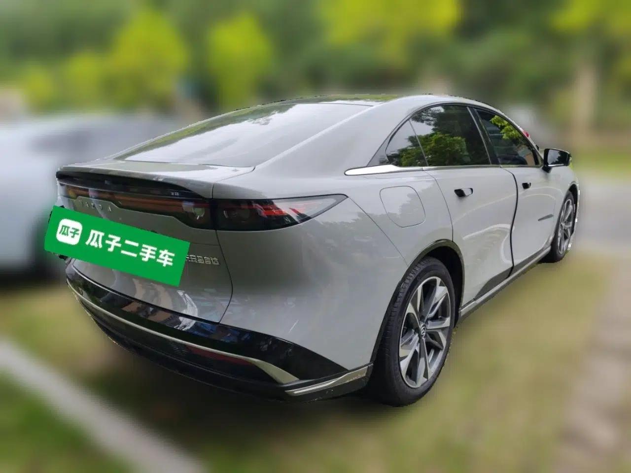 Mazda EZ-6 2024 Range-Extended 200 Luxury Edition — миниатюра 6