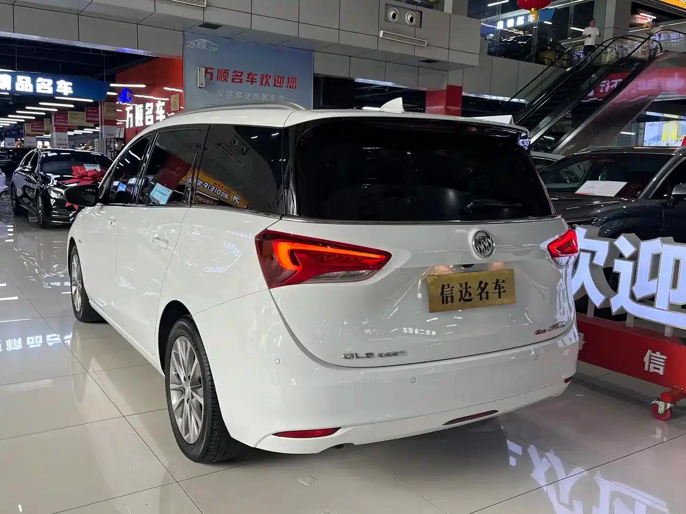 Buick GL6 2021 323T Mild Hybrid Connected Luxury Edition — миниатюра 17