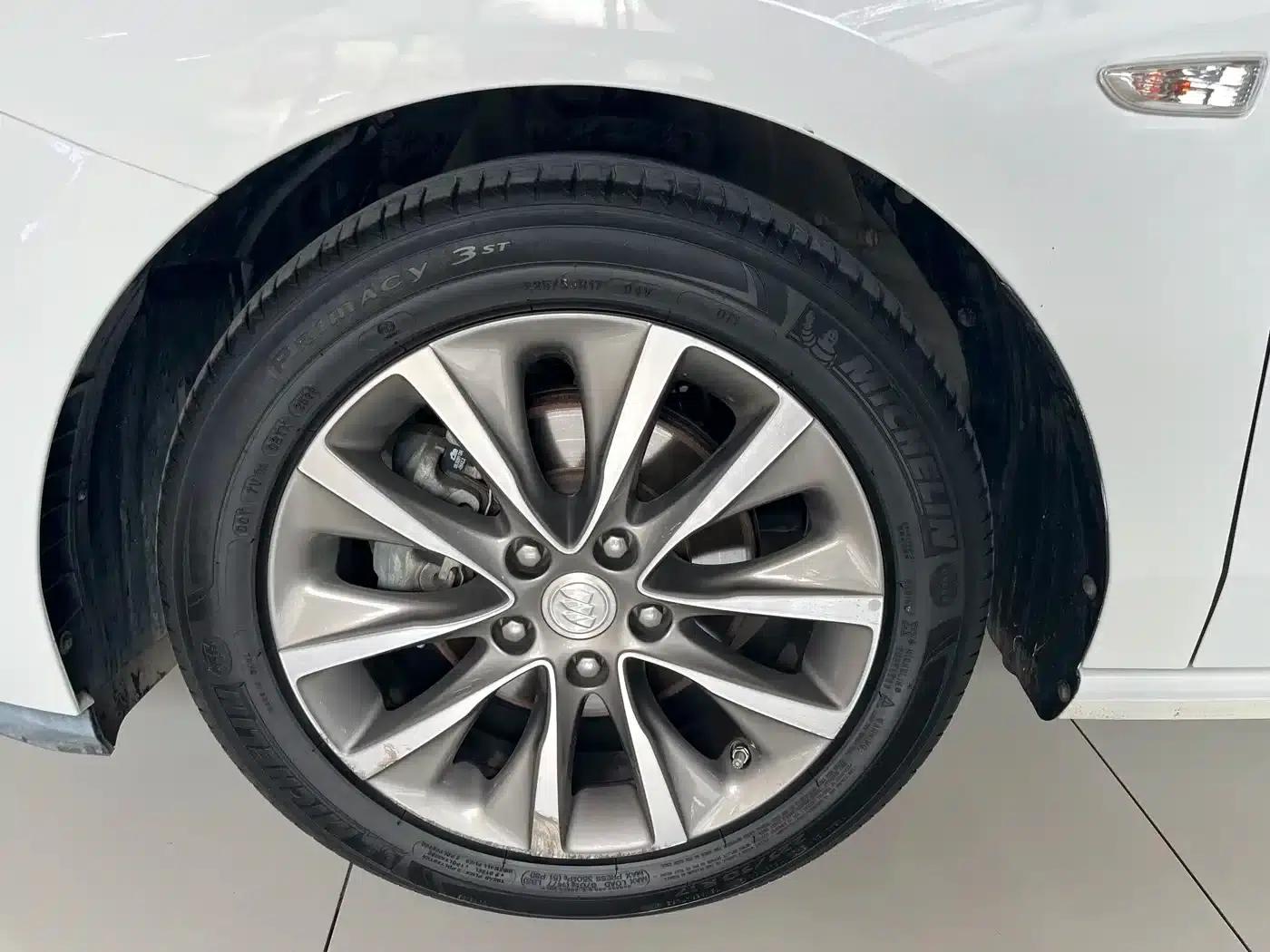 Buick GL6 2021 323T Mild Hybrid Connected Luxury Edition — миниатюра 4