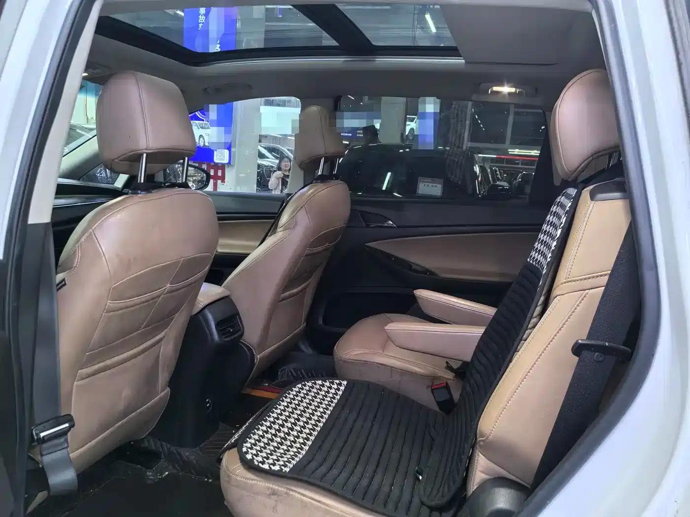 Buick GL6 2021 323T Mild Hybrid Connected Luxury Edition — миниатюра 9