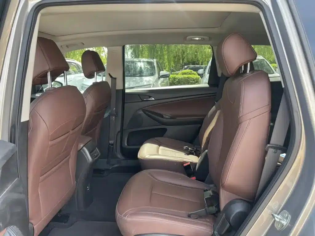 Buick GL6 2018 18T 6-seater Luxury — миниатюра 17