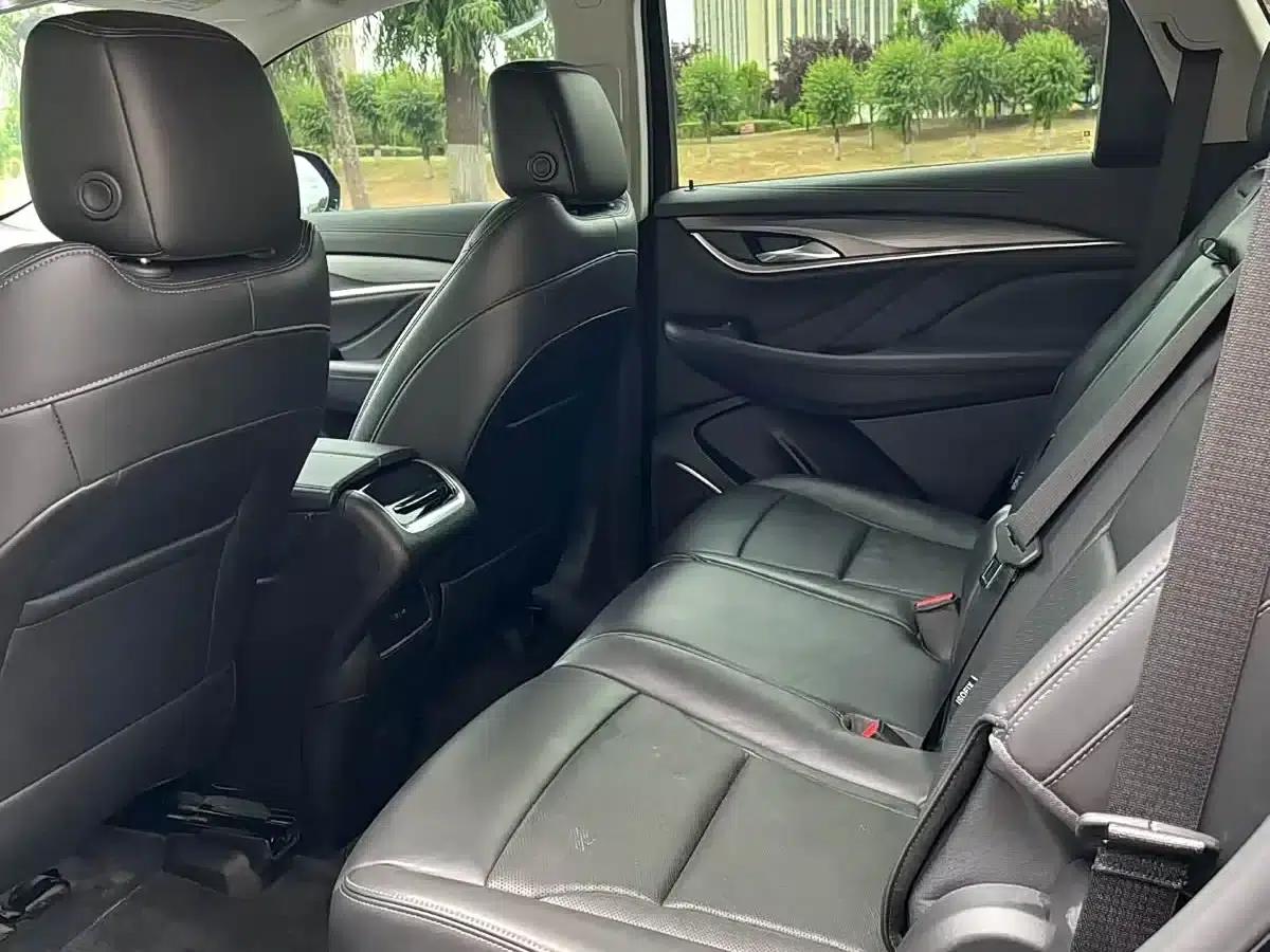 Enclave 2020 28T 2WD Luxury — миниатюра 8