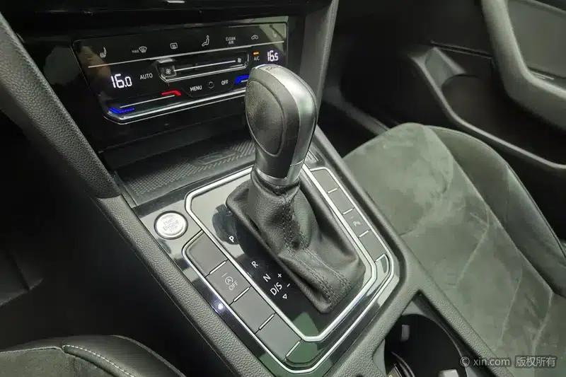 Volkswagen CC 2021 Shooting Brake 330TSI Shooting Brake Edition — миниатюра 15