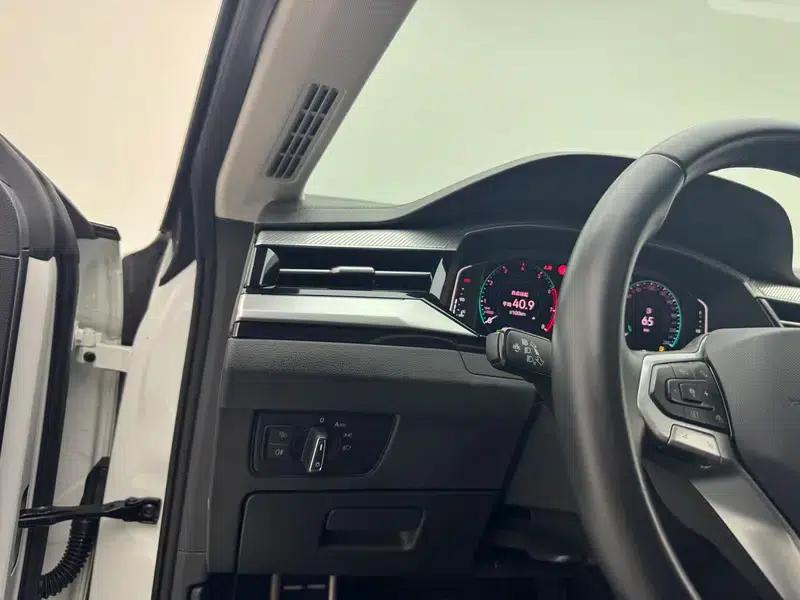 Volkswagen CC 2024 Shooting Brake 380TSI Hunter Edition — миниатюра 18