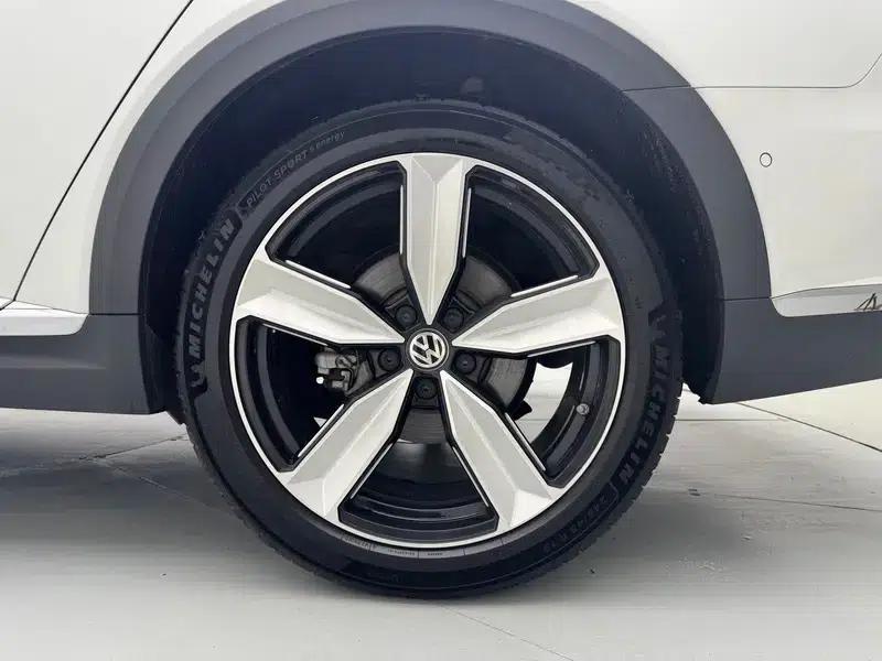 Volkswagen CC 2024 Shooting Brake 380TSI Hunter Edition — миниатюра 9