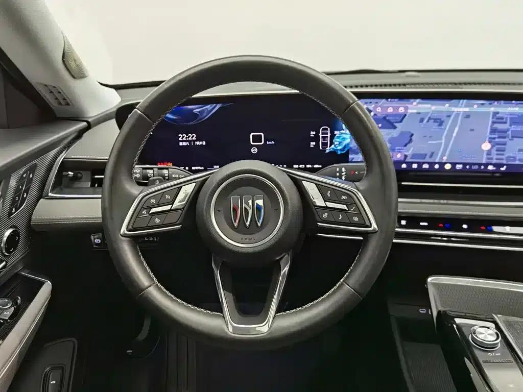 Buick E5 2023 Premium Standard Range Edition — миниатюра 11