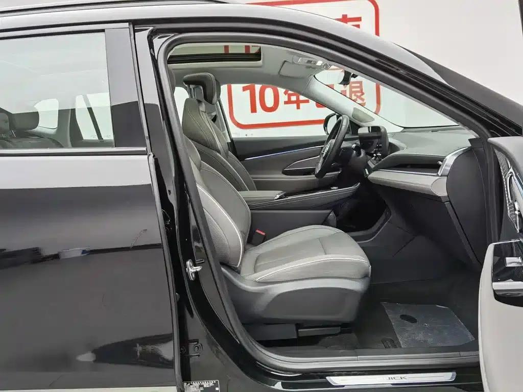 Buick E5 2023 Premium Standard Range Edition — миниатюра 23
