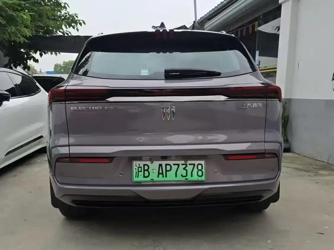 Buick E5 2023 Premium Standard Range Edition — миниатюра 8