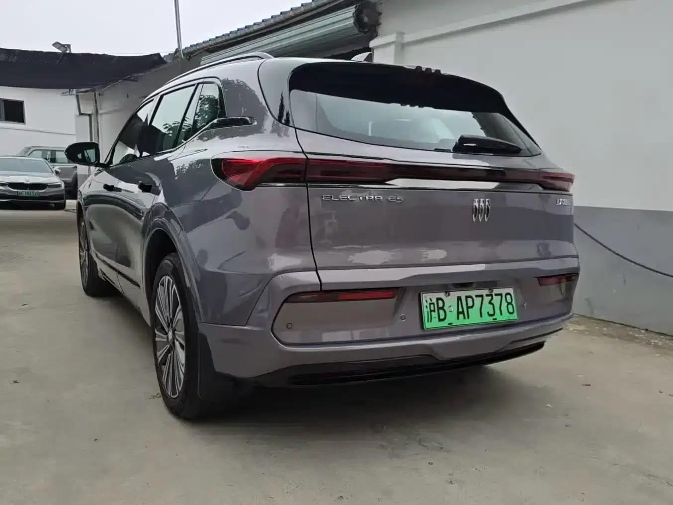 Buick E5 2023 Premium Standard Range Edition — миниатюра 9