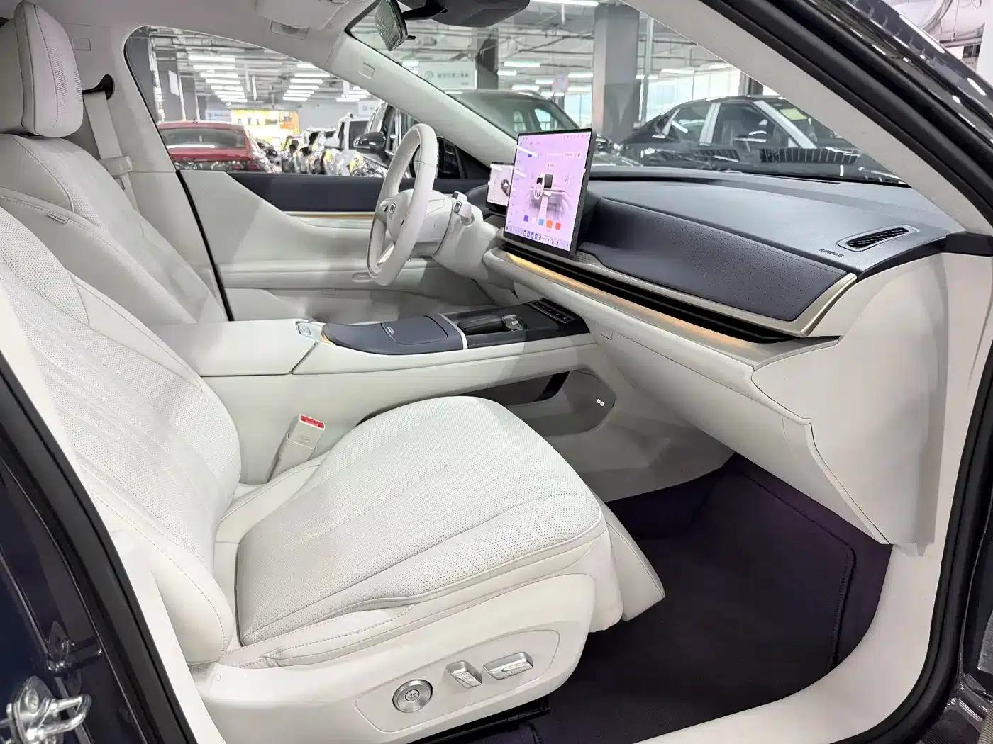 Buick Avenir 2025 — миниатюра 10