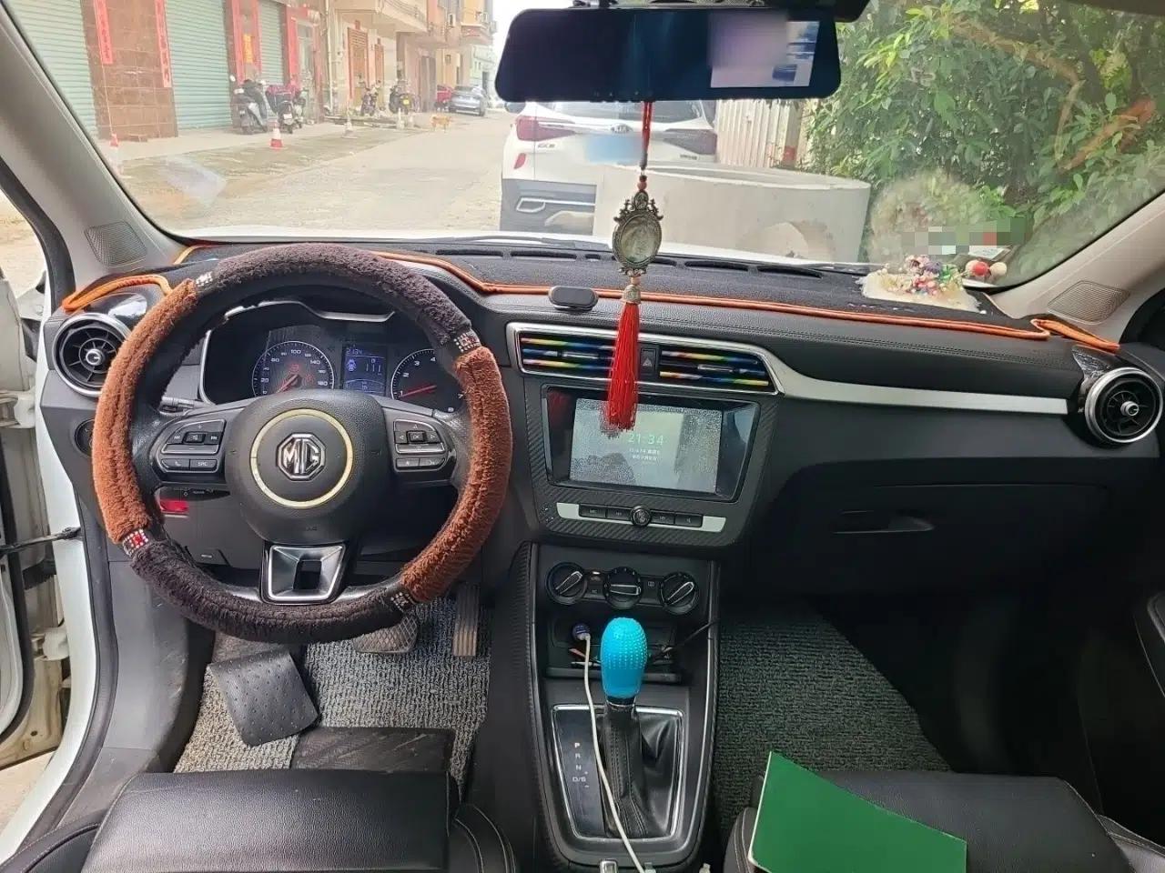 MG ZS 2017 1.5L Automatic Luxury Edition — миниатюра 9