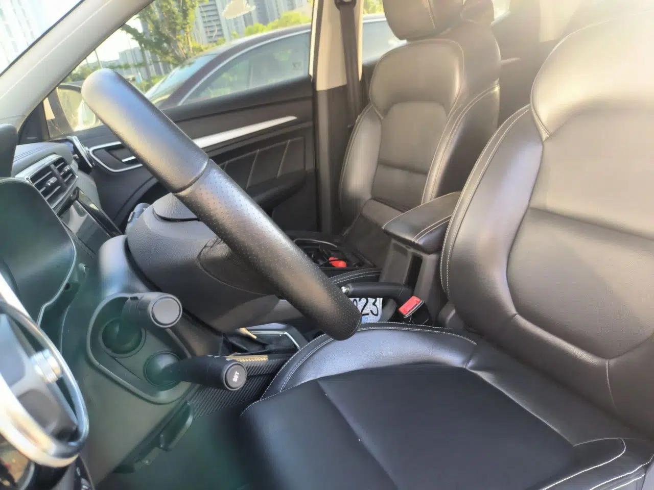 MG ZS 2018 1.5L Automatic Luxury Edition China V Standard — миниатюра 15