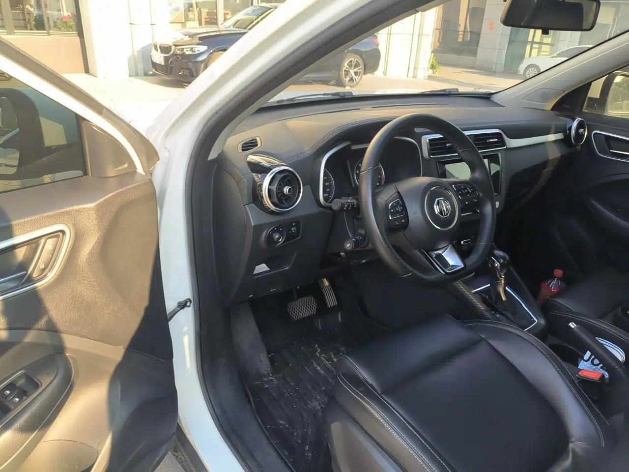 MG ZS 2018 1.5L Automatic Luxury Edition China V Standard — миниатюра 16