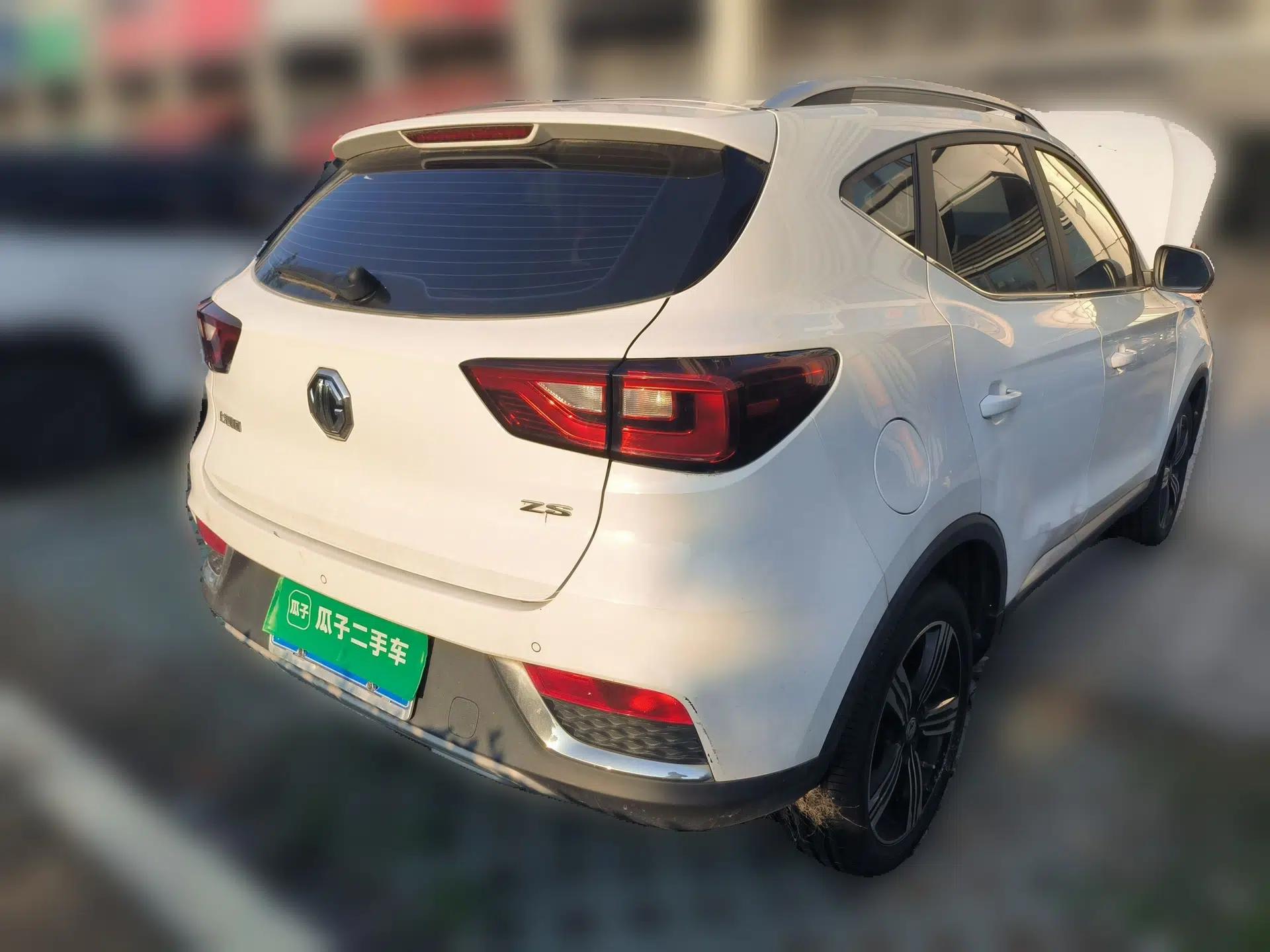 MG ZS 2018 1.5L Automatic Luxury Edition China V Standard — миниатюра 6