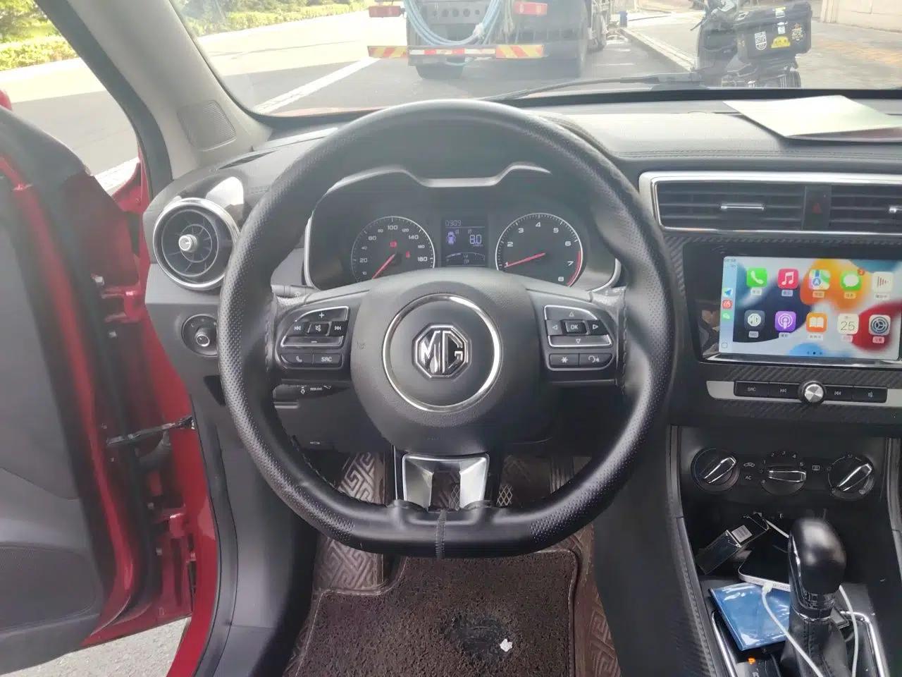MG ZS 2018 1.5L Automatic Luxury Edition China V Standard — миниатюра 10