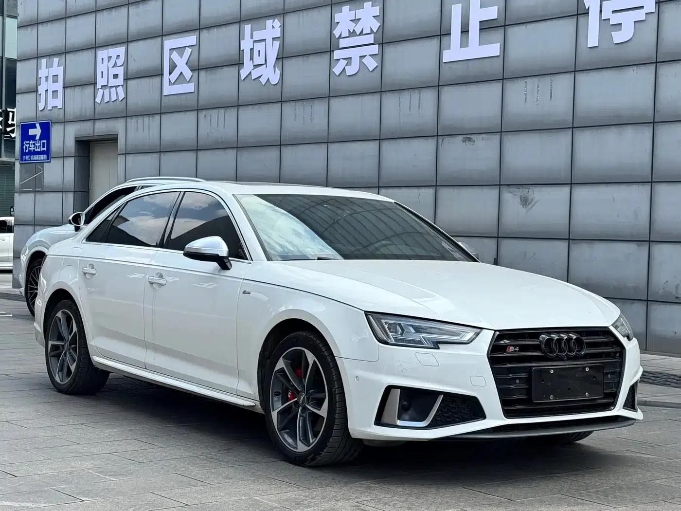 Audi A4L 2019 40 TFSI Sport (China VI Emission Standard) — миниатюра 3