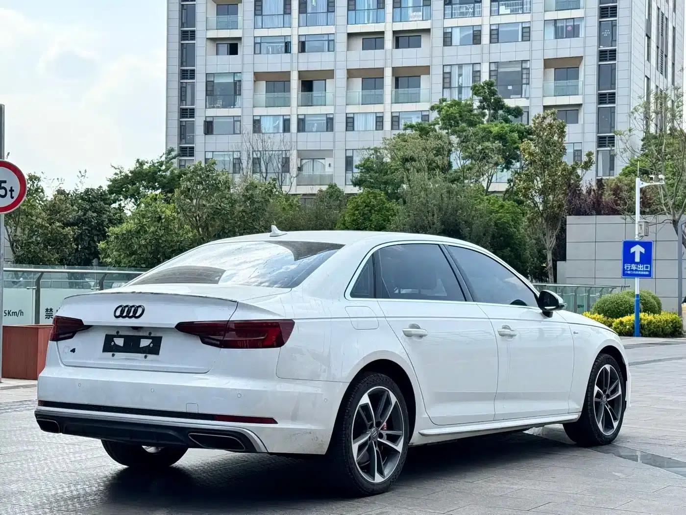 Audi A4L 2019 40 TFSI Sport (China VI Emission Standard) — миниатюра 7