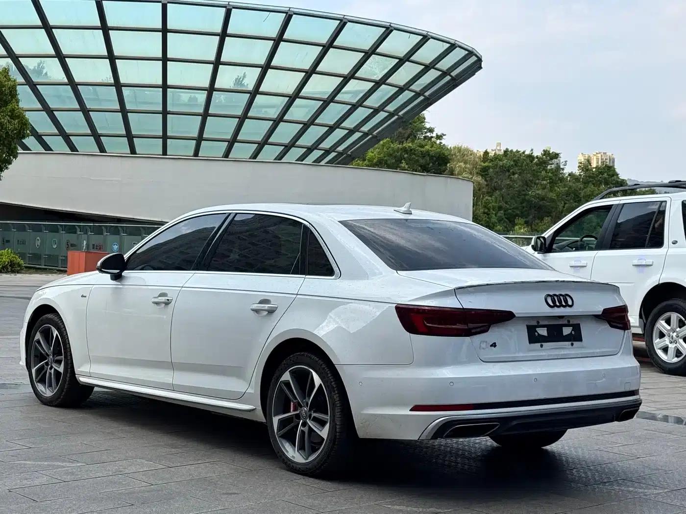 Audi A4L 2019 40 TFSI Sport (China VI Emission Standard) — миниатюра 8