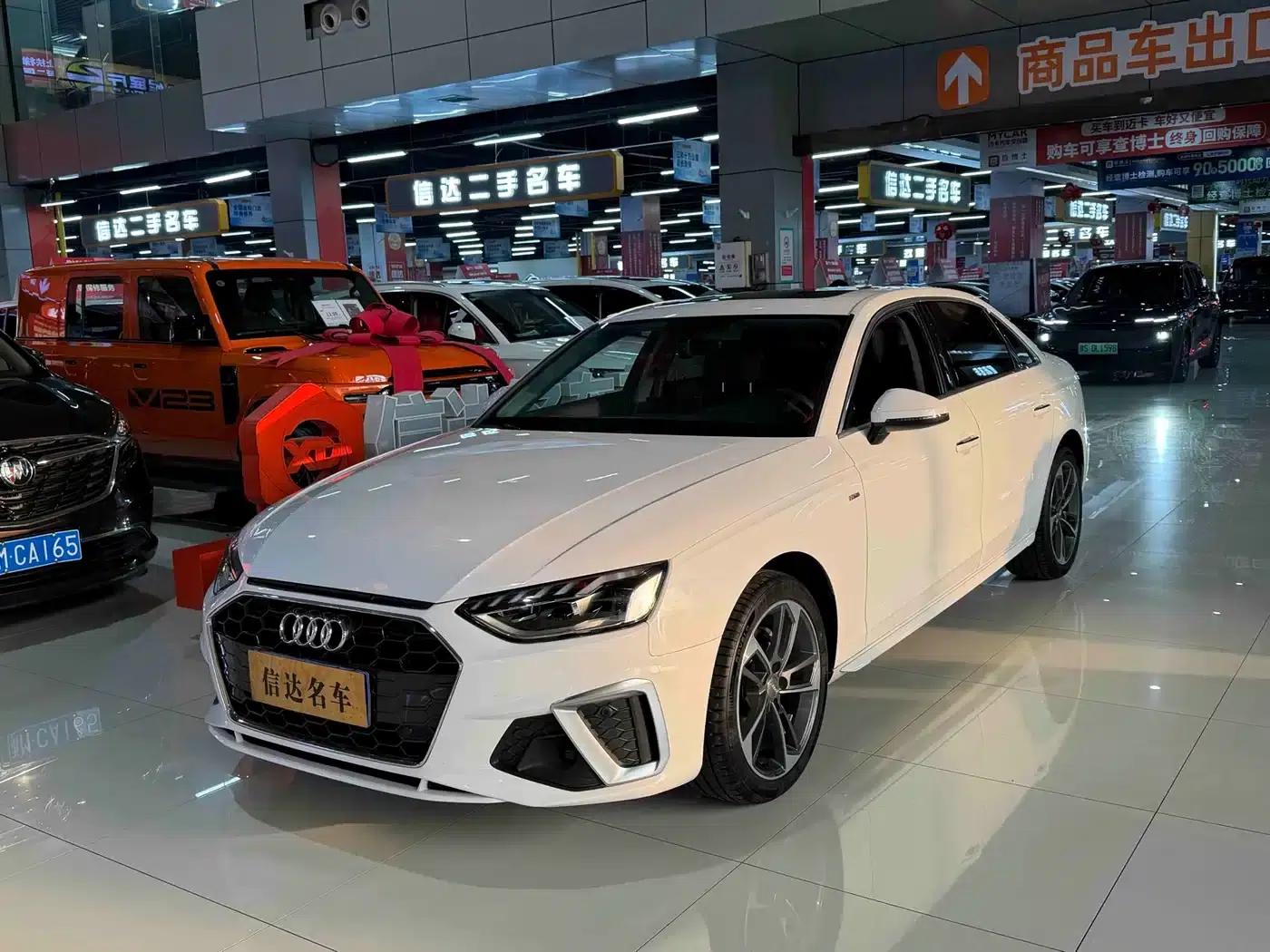Audi A4L 2020 40 TFSI Fashion Dynamic Edition — миниатюра 1