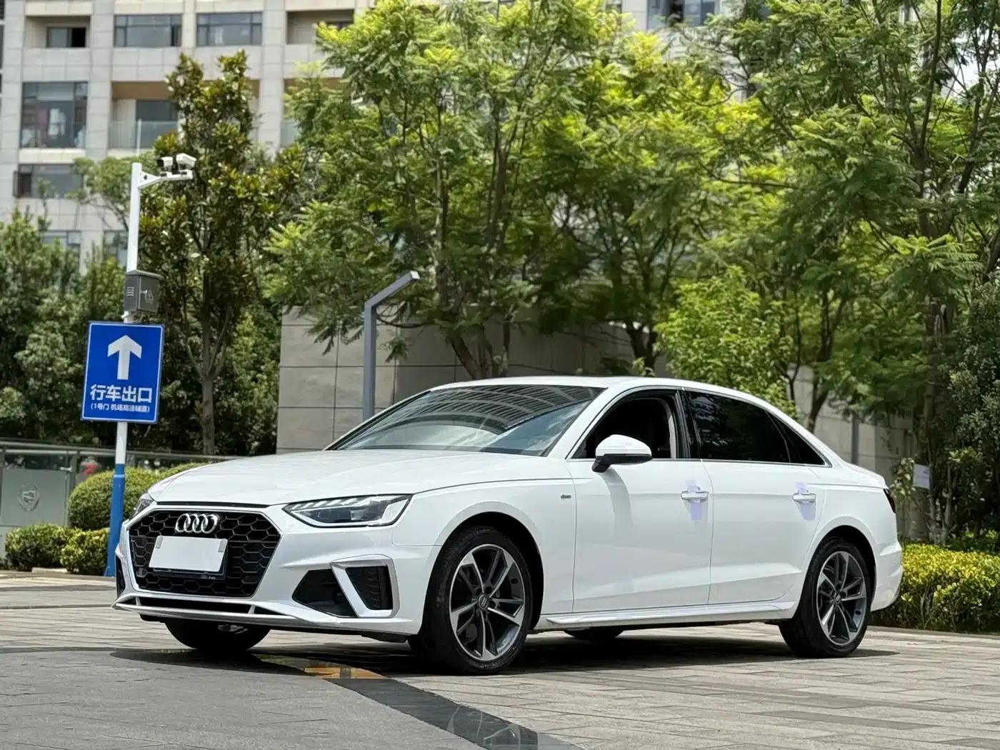 Audi A4L 2020 40 TFSI Fashion Dynamic Edition — миниатюра 1