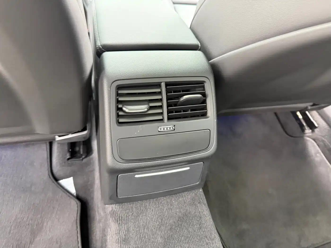 Audi A4L 2020 40 TFSI Fashion Dynamic Edition — миниатюра 33