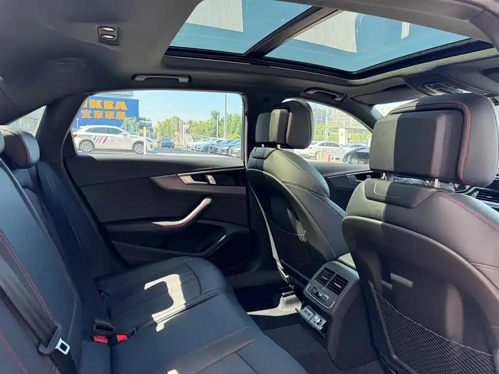 Audi A4L 2026 2 Million Unit Enjoy Edition 40 TFSI Luxury Dynamic Model — миниатюра 6
