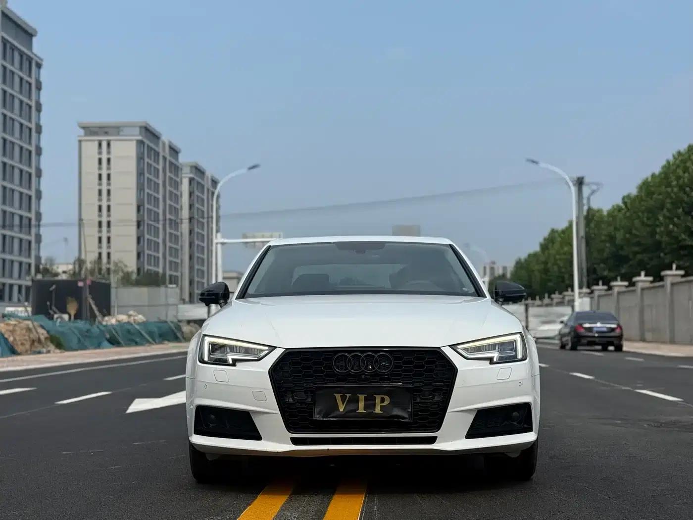 Audi A4L 2017 40 TFSI Fashion Edition — миниатюра 2