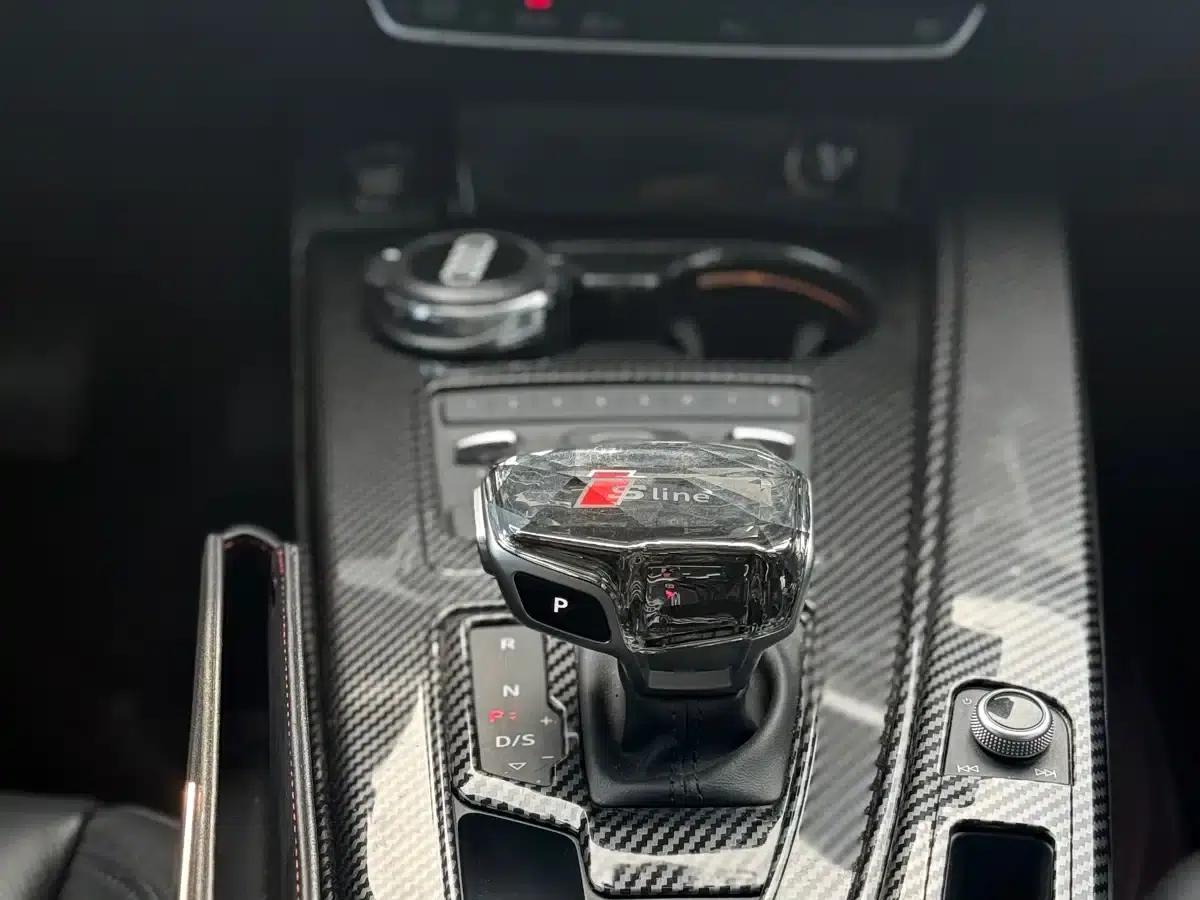 Audi A4L 2017 40 TFSI Fashion Edition — миниатюра 8