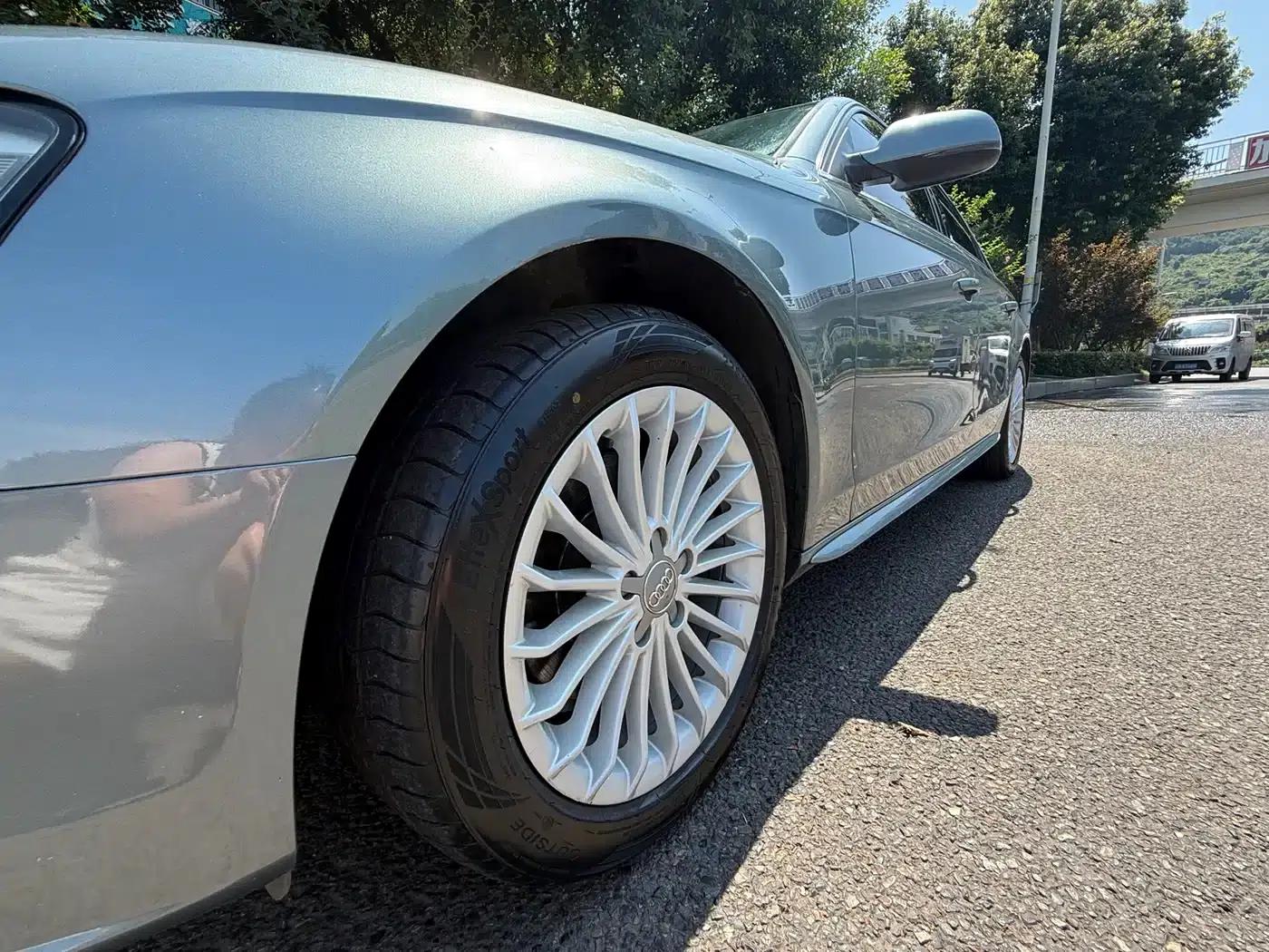 Audi A4L 2015 35 TFSI Automatic Comfort — миниатюра 18