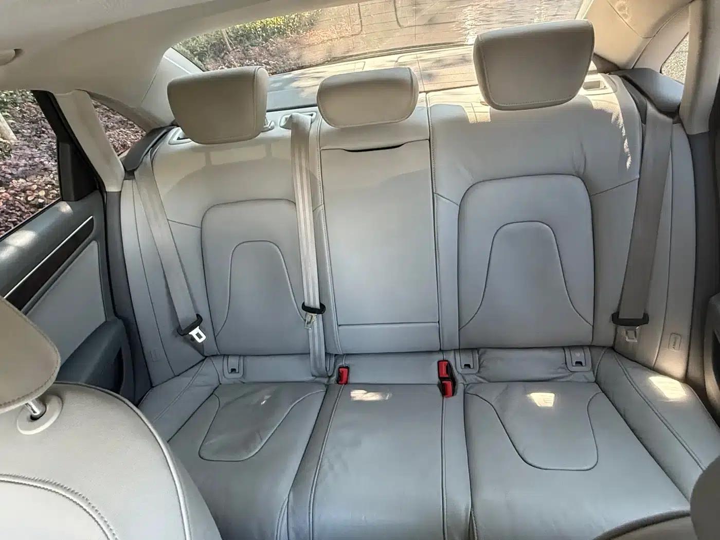 Audi A4L 2015 35 TFSI Automatic Comfort — миниатюра 9