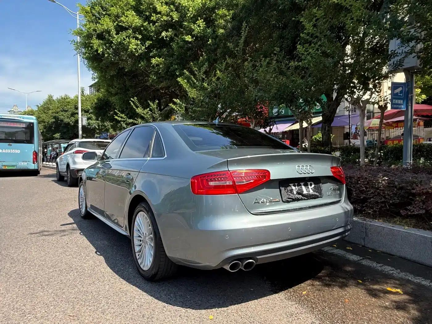 Audi A4L 2015 35 TFSI Automatic Comfort — миниатюра 10
