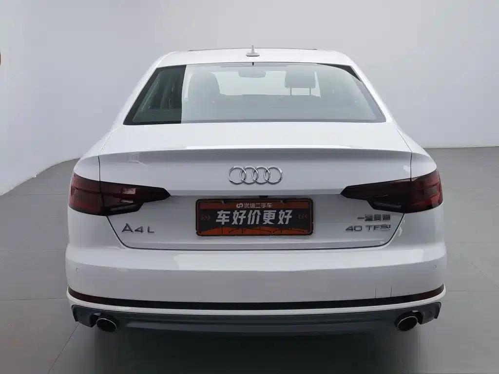 Audi A4L 2018 30th Anniversary Edition 40 TFSI Fashion Model — миниатюра 4