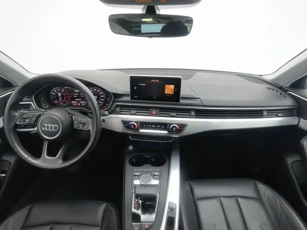 Audi A4L 2018 30th Anniversary Edition 40 TFSI Fashion Model — миниатюра 5